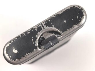 Reinigungsgerät 34 der Wehrmacht. Leerer Behälter, Hersteller "arr4" Luftwaffenblauer Originallack