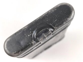 Reinigungsgerät 34 der Wehrmacht. Leerer Behälter, Hersteller "arr4" Luftwaffenblauer Originallack