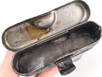 Reinigungsgerät 34 der Wehrmacht. Leerer Behälter, Hersteller "arr4" Luftwaffenblauer Originallack