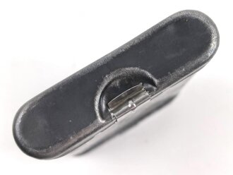 Reinigungsgerät 34 der Wehrmacht. Leerer Behälter, Hersteller "arr4" Luftwaffenblauer Originallack