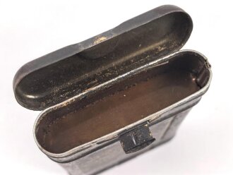 Reinigungsgerät 34 der Wehrmacht. Leerer Behälter, Hersteller "cmr43" Luftwaffenblauer Originallack