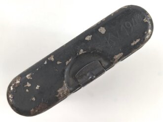 Reinigungsgerät 34 der Wehrmacht. Leerer Behälter, Hersteller "Ky41" Luftwaffenblauer Originallack