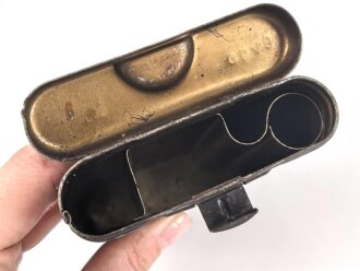 Reinigungsgerät 34 der Wehrmacht. Leerer Behälter, Hersteller "ab43" Luftwaffenblauer Originallack