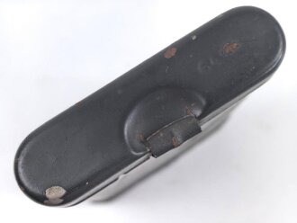 Reinigungsgerät 34 der Wehrmacht. Leerer Behälter, Hersteller "64" Luftwaffenblauer Originallack