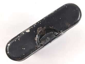 Reinigungsgerät 34 der Wehrmacht. Leerer Behälter, Hersteller "arr4" Luftwaffenblauer Originallack