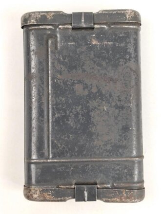 Reinigungsgerät 34 der Wehrmacht. Leerer Behälter, Hersteller "HAWIG 1940" Luftwaffenblauer Originallack