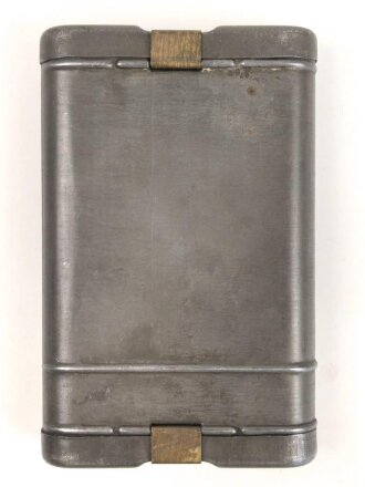 Reinigungsgerät 34 der Wehrmacht. Leerer...