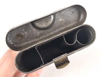 Reinigungsgerät 34 der Wehrmacht. Leerer Behälter, Hersteller " Hawig"