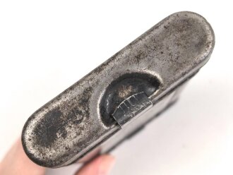 Reinigungsgerät 34 der Wehrmacht. Leerer Behälter, Hersteller "Mundlos 1940" Luftwaffenblauer Originallack