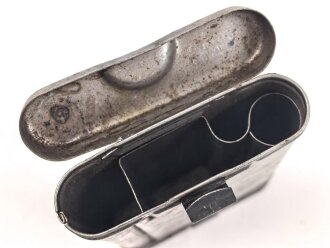 Reinigungsgerät 34 der Wehrmacht. Leerer Behälter, Hersteller "Mundlos 1940" Luftwaffenblauer Originallack