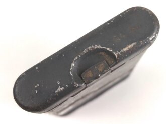 Reinigungsgerät 34 der Wehrmacht. Leerer Behälter, Hersteller "64" Luftwaffenblauer Originallack