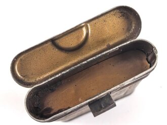 Reinigungsgerät 34 der Wehrmacht. Leerer Behälter, Hersteller "ab43" Luftwaffenblauer Originallack