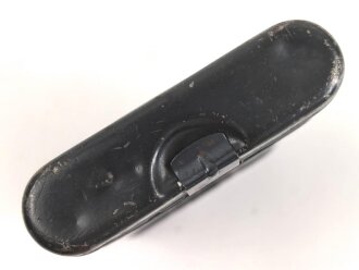 Reinigungsgerät 34 der Wehrmacht. Leerer Behälter, ohne Hersteller , Luftwaffenblauer Originallack