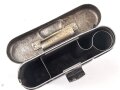 Reinigungsgerät 34 , Ausführung für die Ordnungspolizei mit zusätzlicher Halterung für eine 9mm Bürste. Leerer Behälter, Hersteller "G.Appel" Luftwaffenblauer Originallack