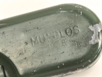 Bundesgrenzschutz,  Behälter von Reinigungsgerät 34 der Wehrmacht. Hersteller "Mundlos 1938", BGS grün überlackiert und mit zusätlicher Beschriftung " 7.62-7.92" versehen