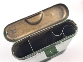 Bundesgrenzschutz,  Behälter von Reinigungsgerät 34 der Wehrmacht. Hersteller "arr4", BGS grün überlackiert und mit zusätlicher Beschriftung " 7.62-7.92" versehen