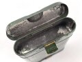 Bundesgrenzschutz,  Behälter von Reinigungsgerät 34 der Wehrmacht. Hersteller "Mundlos 1935", BGS grün überlackiert und mit zusätlicher Beschriftung " 7.62-7.92" versehen