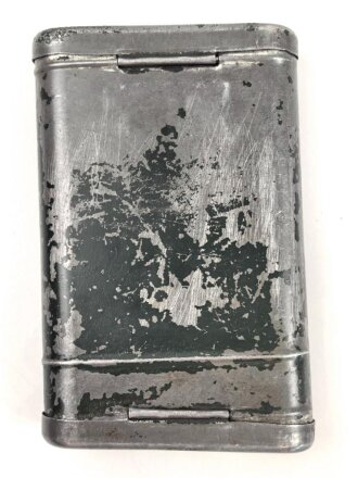 Bundesgrenzschutz,  Reinigungsgerät 34 der Wehrmacht. Hersteller "G.Appel 1937", BGS grün überlackiert und mit "neuem Inhalt " versehen