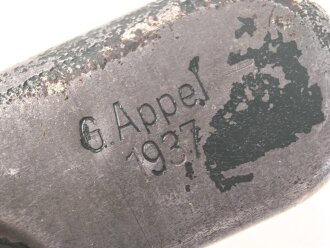 Bundesgrenzschutz,  Reinigungsgerät 34 der Wehrmacht. Hersteller "G.Appel 1937", BGS grün überlackiert und mit "neuem Inhalt " versehen