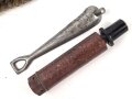 Bundesgrenzschutz,  Reinigungsgerät 34 der Wehrmacht. Hersteller "cnx", BGS grün überlackiert und mit "neuem Inhalt " versehen