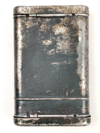 Bundesgrenzschutz,  Reinigungsgerät 34 der Wehrmacht. Hersteller "cnx", BGS grün überlackiert und mit "neuem Inhalt " versehen #1