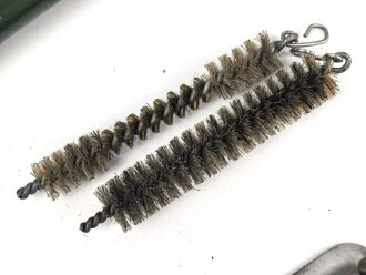 Bundesgrenzschutz,  Reinigungsgerät 34 der Wehrmacht. Hersteller "G.Appel 1938", BGS grün überlac