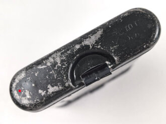 Bundesgrenzschutz oder Polizei nach 1945,  Reinigungsgerät 34 der Wehrmacht. Hersteller "cmr44", Originaler Wehrmachtslack, darauf nachträglich angebrachte Beschriftung" 7.62-7.92"  Der Inhalt vollständig nach 1945