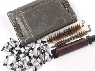 Bundeswehr,  Reinigungsgerät für Gewehr, datiert 1957, Originallack