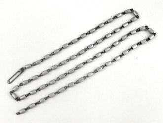 Reinigungskette zum Reinigungsgerät 34 der Wehrmacht . Späte Ausführung oder frühe Nachkriegsproduktion. Gebraucht, sie erhalten ein ( 1 ) Stück