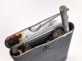 Reinigungsgerät für die Panzerbüchse 39 der Wehrmacht, Hersteller 64 ( Appel) Die Reinigungskette fehlt, sonst Vollständig. Dose Originallack