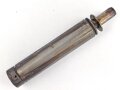 Reinigungsgerät für die Panzerbüchse 39 der Wehrmacht, Hersteller 64 ( Appel) Die Reinigungskette fehlt, sonst Vollständig. Dose Originallack