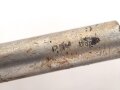 Reinigungsgerät für die Panzerbüchse 39 der Wehrmacht, Hersteller "cnx". Die Reinigungskette fehlt, sonst Vollständig. Dose Originallack