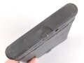 Reinigungsgerät für die Panzerbüchse 39 der Wehrmacht, Hersteller "cnx", Leere Dose, Originallack, leicht verzogen