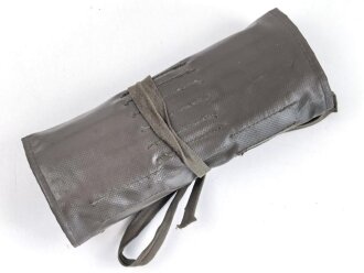 Schweiz, Reinigungsgerät in Rolltasche