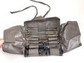 Schweiz, Reinigungsgerät in Rolltasche