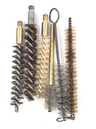 Konvolut Reinigungsbürsten , Durchmesser 9-11mm, Alter und Herkunft unbekannt