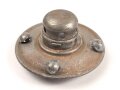1.Weltkrieg, Teller mit Bajonettverschluss für eine feldgraue Pickelhaube für Mannschaften inklusive der Splinte