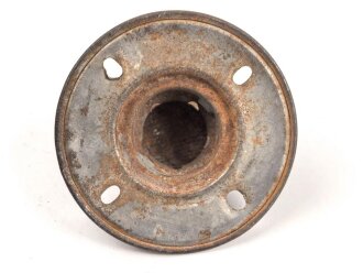 1.Weltkrieg, Teller mit Bajonettverschluss für eine feldgraue Pickelhaube für Mannschaften