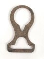 Beschlag für einen Kinnriemen an Knopf 91 für Pickelhaube, Eisen