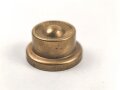 Teil eines Knopf 91 für eine Pickelhaube. Messing