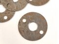 Unterlegscheibe für Knopf 91 an Pickelhaube. Eisenblech , sie erhalten ein ( 1 ) Stück