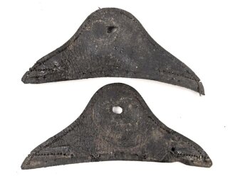 Teile eines Pickelhaubenkorpus, Leder trocken