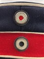Preussen, Schirmmütze für einen Offizier im Husaren Regiment Nr. 14 Kassel.  Getragenes Stück in gutem Gesamtzustand