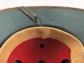 Tropenhelm für Angehörige des Heeres. 2. Modell, im Schweißleder datiert 1942. Kopfgrösse 56. Variante mit braunem Rand