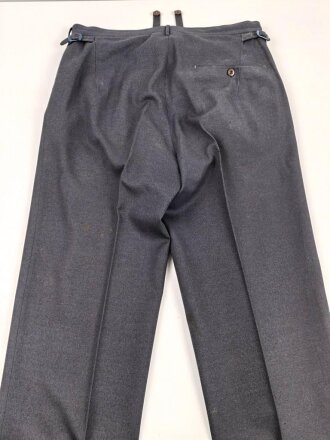 Luftwaffe, gerade Hose für Offiziere, einige Mottenschäden