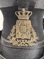 Bayern Landwehrtschako, Übergangsmodell 1850 mit Emblem des Bürgerwehrhelm M1850. Der Deckel vorne gebrochen, sonst guter Gesamtzustand
