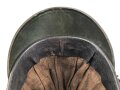 Bayern Landwehrtschako, Übergangsmodell 1850 mit Emblem des Bürgerwehrhelm M1850. Der Deckel vorne gebrochen, sonst guter Gesamtzustand