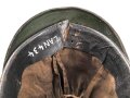 Bayern Landwehrtschako, Übergangsmodell 1850 mit Emblem des Bürgerwehrhelm M1850. Der Deckel vorne gebrochen, sonst guter Gesamtzustand