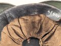 Bayern Landwehrtschako, Übergangsmodell 1850 mit Emblem des Bürgerwehrhelm M1850. Der Deckel vorne gebrochen, sonst guter Gesamtzustand