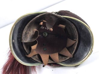 Bayern, Helm für Angehörige der Bürgerwehr Artillerie Modell 1850. Zusammengehöriges, in allen Teilen originales Stück